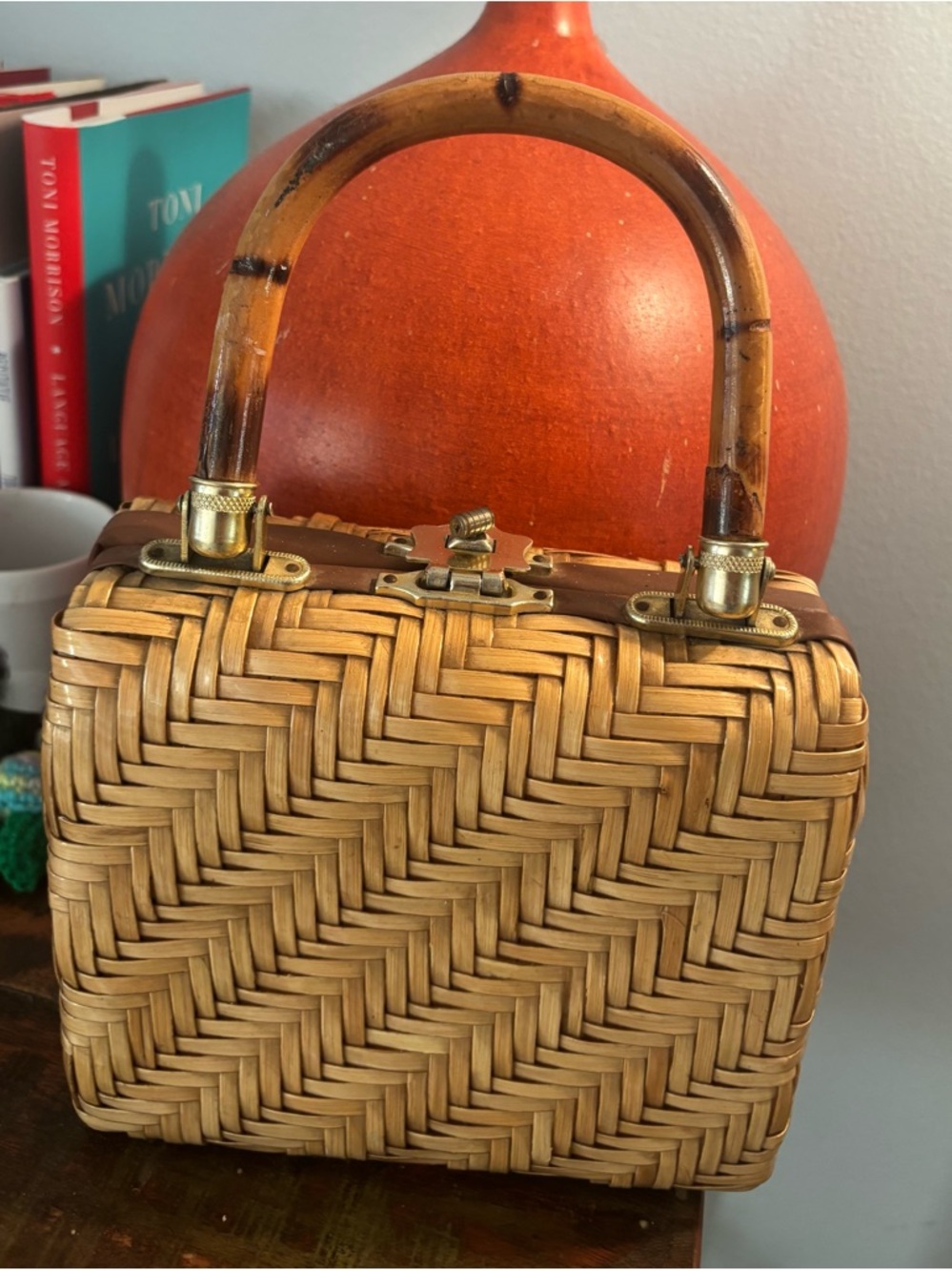 Woven Straw Box Handbag with Bamboo Handle - Natural